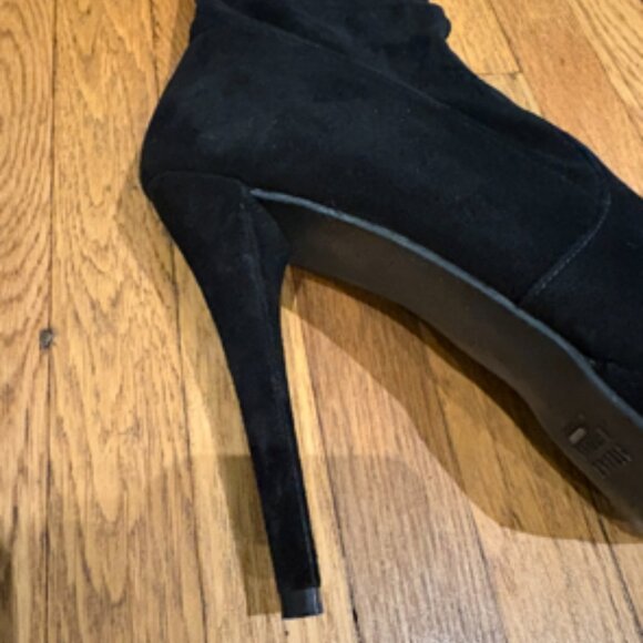 NWOT Stuart Weitzman Tall Suede Boots Size 8 - Picture 5 of 7